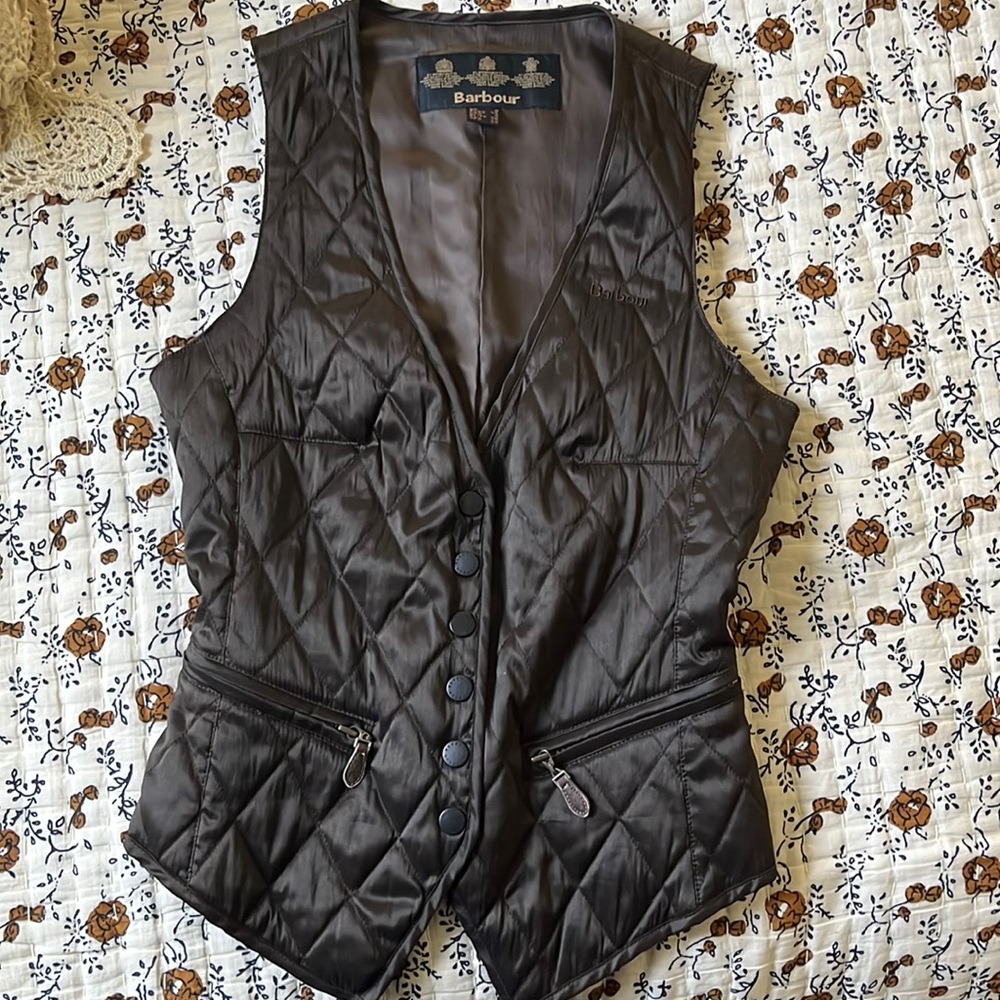 Beautiful BARBOUR vest.